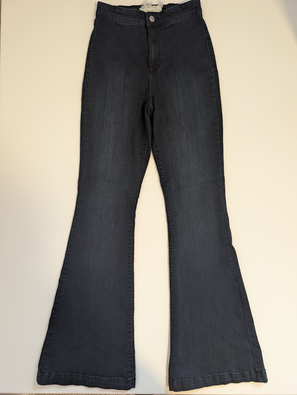 Altar'd State Dark Wash High Rise Flared Jeans Slim Fit Stretch 26/3 Blue